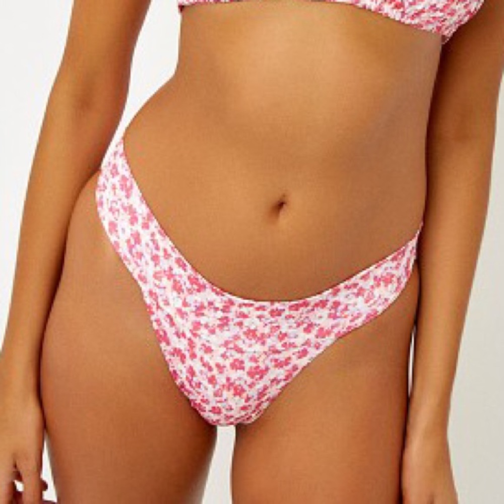 Frankies Bikinis “Nick” bottom in Delia (PR)